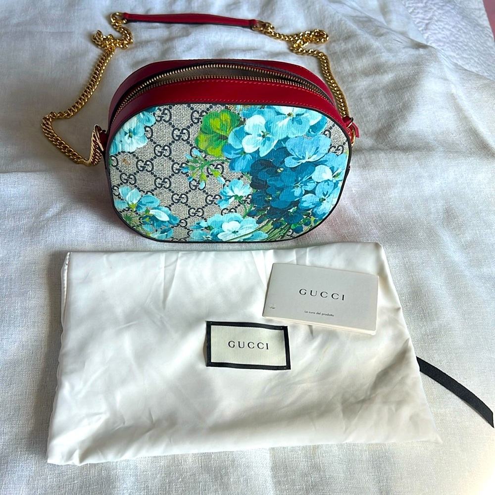 Authentic GUCCI blossom with red leather crossbody